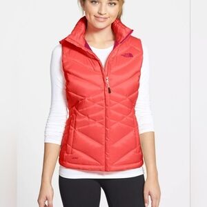 The North Face Aconcagua 550 Quilted Down Vest Size Small